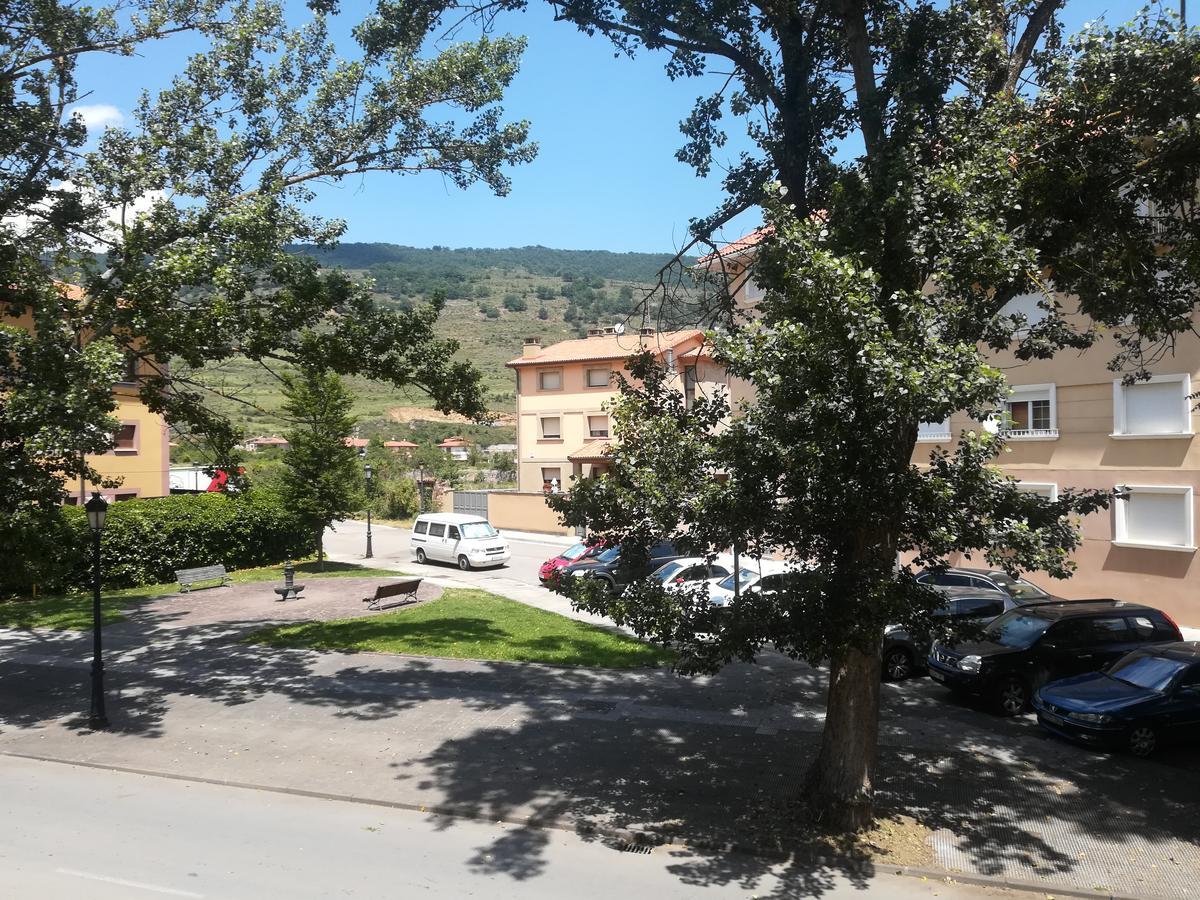 Apartamento "Paseo Del Sauco" Ezcaray Eksteriør bilde
