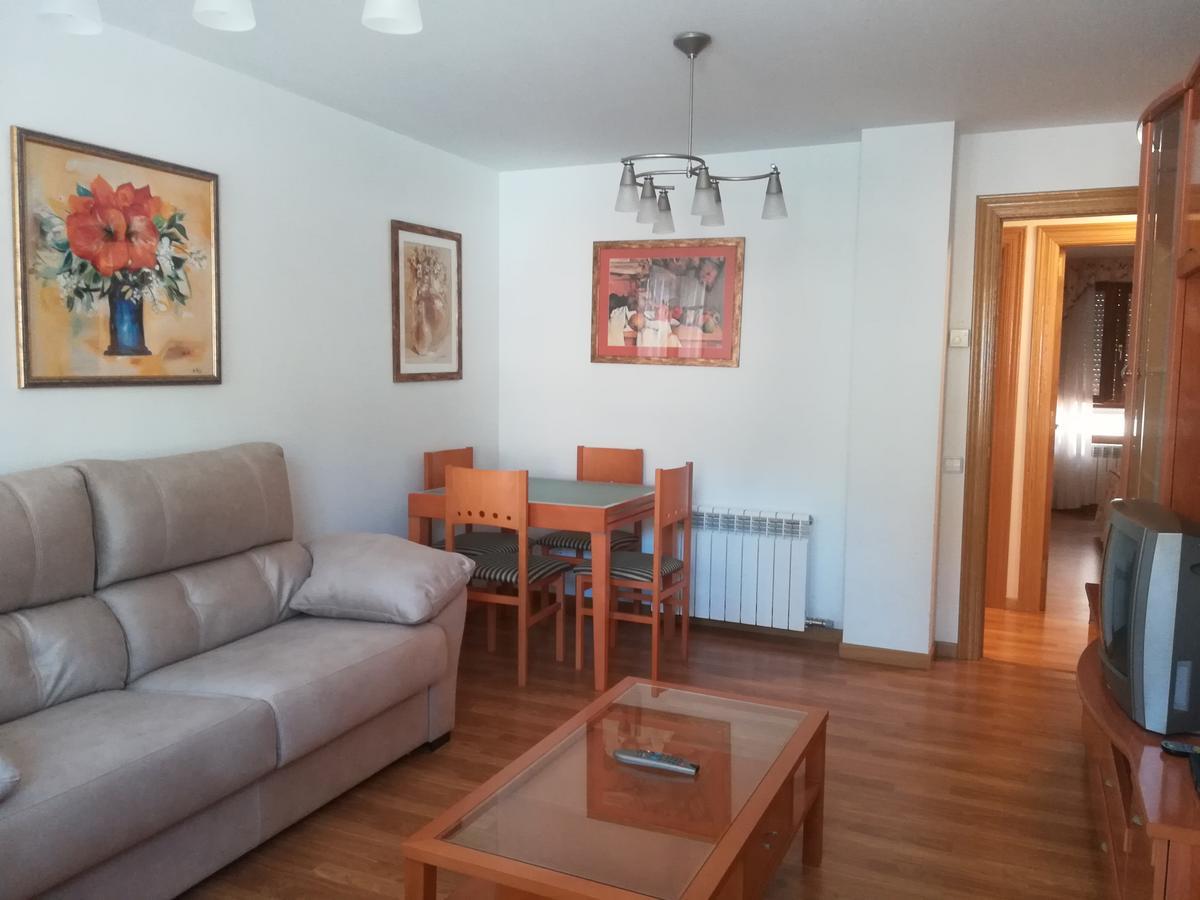 Apartamento "Paseo Del Sauco" Ezcaray Eksteriør bilde